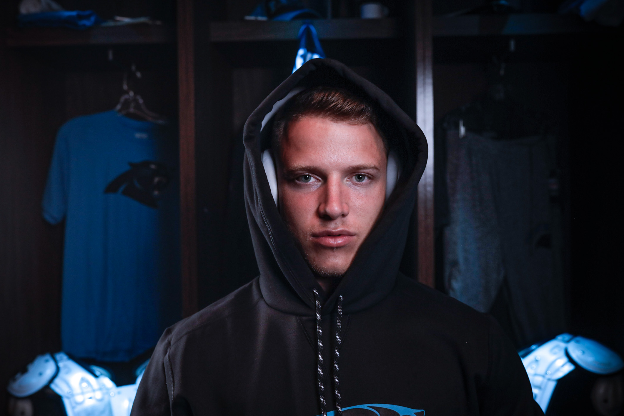 BoseNFL19_LA_ChristianMcCaffrey_LockerRoom_Goodyear_41761